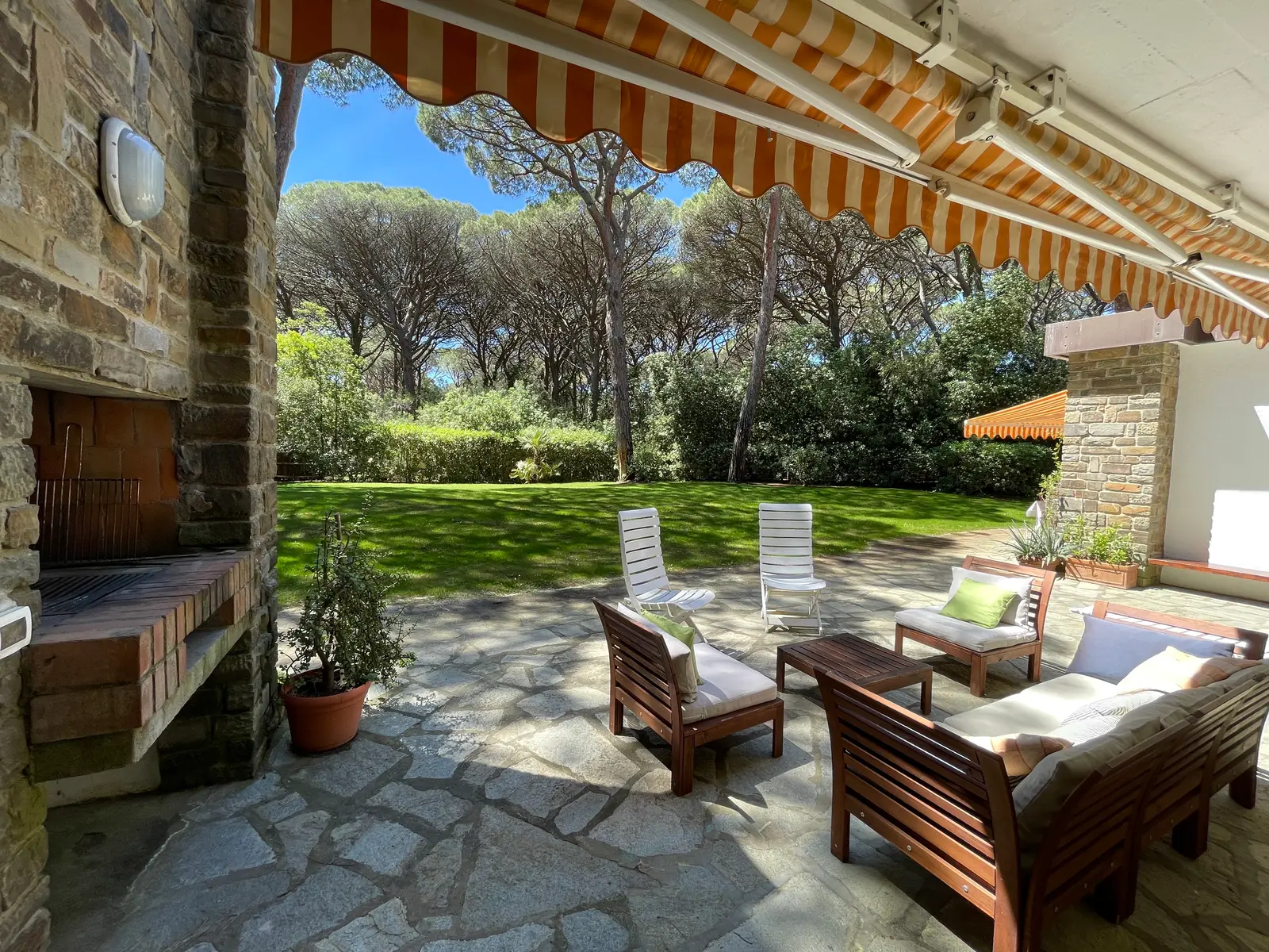 Seconda foto del patio